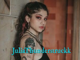 JuliaThunderstruckk