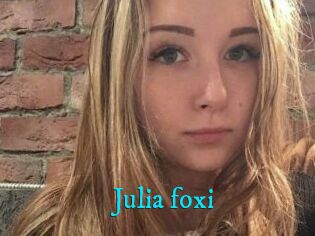 Julia_foxi