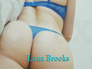 Luna_Brooks