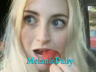 Melanie_Daisy