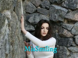 MiaSmiling