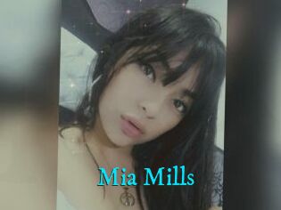 Mia_Mills