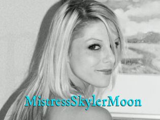 MistressSkylerMoon