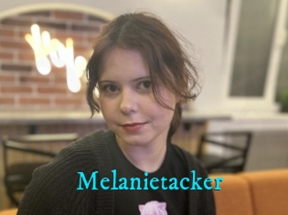 Melanietacker