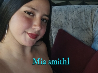 Mia_smithl