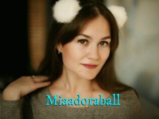 Miaadoraball