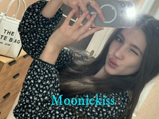 Mooniekiss