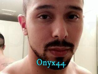 Onyx44