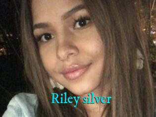 Riley_silver