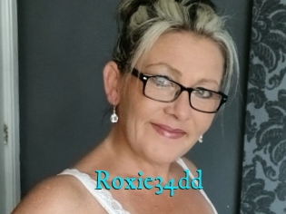 Roxie34dd