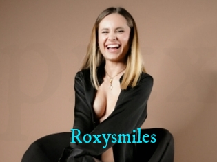 Roxysmiles