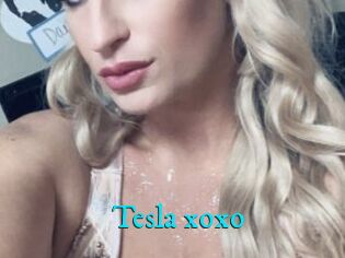 Tesla_xoxo