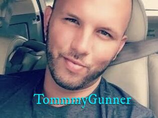 TommmyGunner