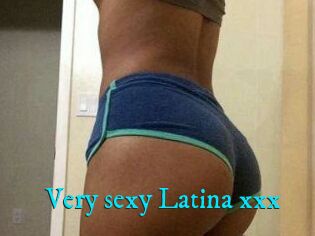 Very_sexy_Latina_xxx