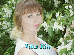 Viola_Kiss_